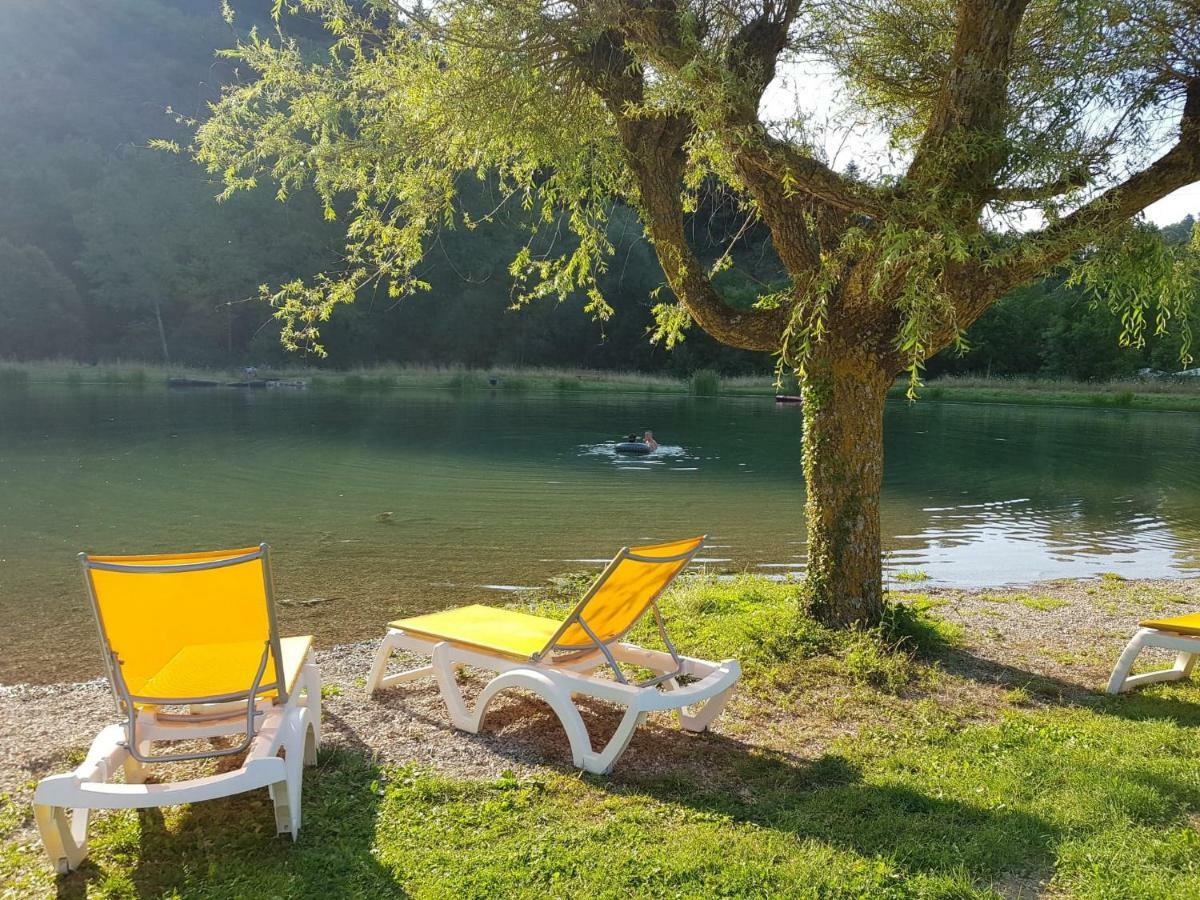 Готель Vvf Sud Aveyron Brusque Екстер'єр фото