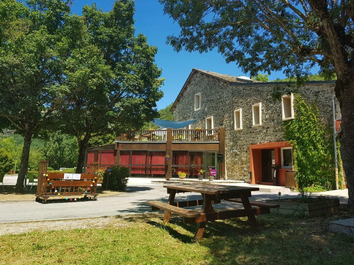 Готель Vvf Sud Aveyron Brusque Екстер'єр фото